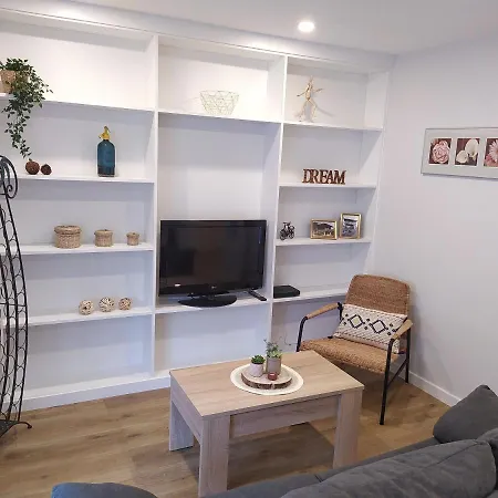 Apartmán Centro Nuevo Con Parking Incluido Lasmeanas